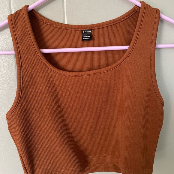 Bunch of crop tops, jeans, shirts, a little bit of everything.You make an offer. - Picture 10 of 16